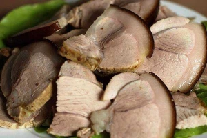Quán Ăn Quang Qúy - Chuyên Gà, Trâu Tươi, Lợn Lửng