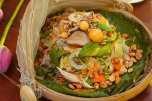 Quán Ăn Rơm Quán - Cơm Gà Thanh Đa - Thanh Đa