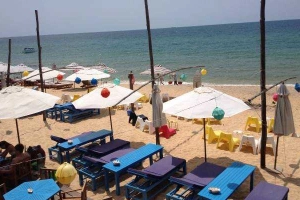 Quán Ăn Rory's Beach Bar