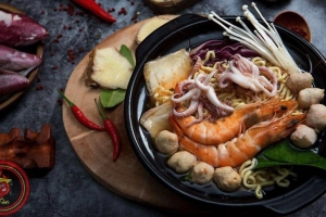 Quán Ăn SaSin - Mì Cay 7 Cấp Độ Hàn Quốc - Nguyễn Ảnh Thủ