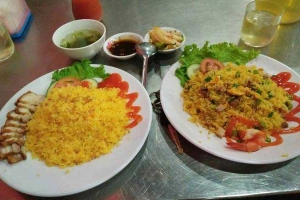 Quán Ăn Song Toàn Quán - Cơm Chiên Dương Châu & Mì Xào Giòn