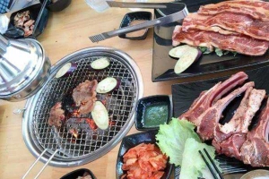 Quán Ăn Sù Rí 1 - Lẩu & Nướng - Hùng Vương