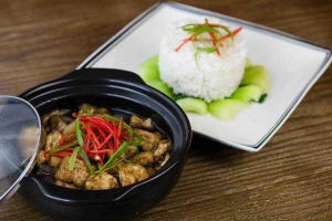 Quán Ăn Swans Gone Raw - Nhà Hàng Chay