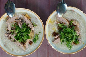 Quán Ăn Tám Gà - Cháo Gà Cháo Vịt & Tiết Canh