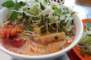 Quán Ăn Tám Hướng - Bún Chả Cá Quy Nhơn
