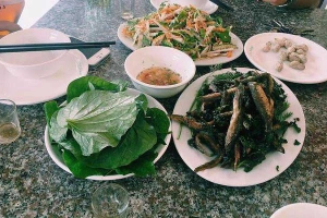 Quán Ăn Thanh Chuyên - Bia Hơi & Cơm Bình Dân