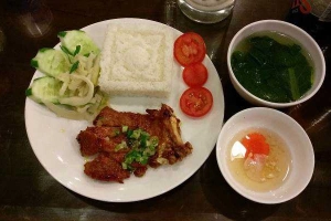 Quán Ăn Thành Lợi - Cơm & Phở