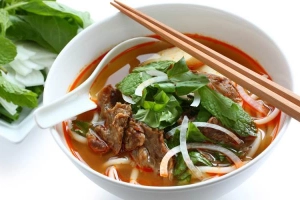 Quán Ăn Thành Nguyên Quán - Bún Bò, Phở Sốt Vang