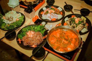 Quán Ăn Thiên Foods - Lẩu Thuyền