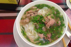 Quán Ăn Thịnh Tầu - Phở Gia Truyền