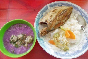 Quán Ăn Thu Thủy - Cơm, Hủ Tiếu & Miến Gà