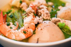 Quán Ăn Thuận Ký Mì Gia