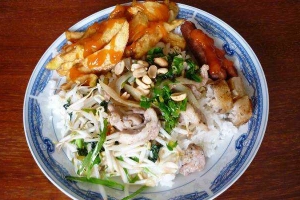 Quán Ăn Tiến Dung - Cơm & Lẩu