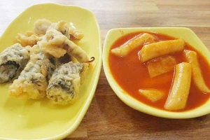 Quán Ăn Tokbokki Trương - Ăn Vặt Hàn Quốc