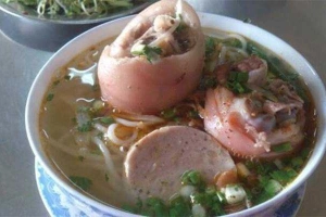 Quán Ăn Trâm - Bún & Bánh Mì
