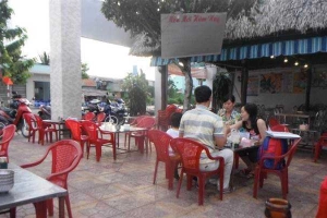 Quán Ăn Trọng Đạt - Phố Nướng Hải Sản