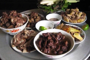 Quán Ăn Trọng Vê - Cơm Phở & Thịt Chó