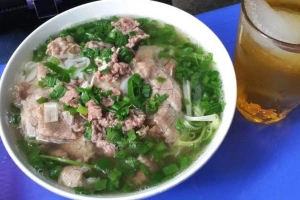 Quán Ăn Trung Trường - Phở Bò & Cơm Rang