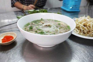 Quán Ăn Trương Gia - Cơm & Phở