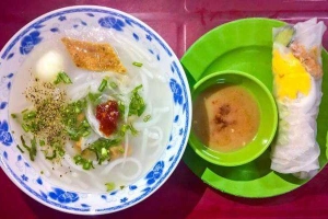 Quán Ăn Tư Ù - Bánh Canh & Bánh Cuốn