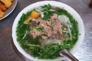Quán Ăn Tuấn Hương - Phở Bò & Cơm Rang