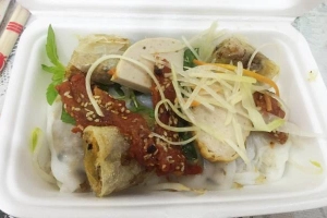 Quán Ăn Ty - Bánh Cuốn Nóng