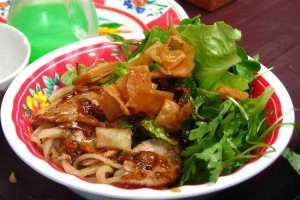 Quán Ăn Ty Ty Quán - Cao Lầu & Bánh Đập