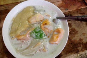 Quán Ăn Vân Anh - Bánh Giò Nóng, Trứng Vịt Lộn & Chè Các Loại