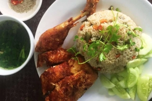 Quán Ăn Việt Long - Cơm, Phở & Lẩu Các Loại