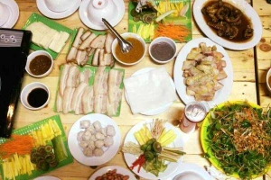 Quán Ăn Vietfood - Lẩu Hải Sản & Bánh Tráng Cuốn