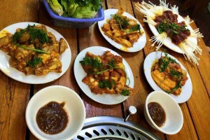 Quán Ăn Xì Xụp Quán - Lẩu & Nướng