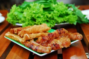 Quán Ăn Quán Ba Huy - Bánh Bèo & Nem Nướng