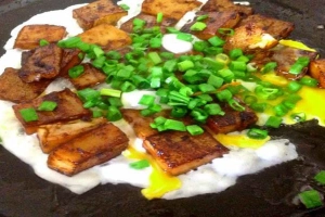 Quán Ăn Quán Bột Chiên Bình Dân - Lê Văn Lương