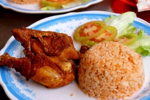 Quán Ăn Cơm Gà Bùi A Sơn - Nguyễn Sinh Cung