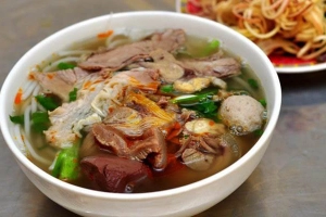 Quán Ăn Quán Bún Bò 93 - Linh Trung