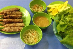 Quán Ăn Quán Bún Bò, Nem Lụi Huế