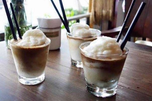Quân Cafe - Hòa Mã