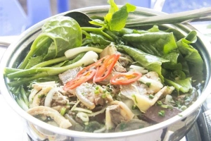 Quán Ăn Quán Cây Me - Lẩu Bò Bình Dân