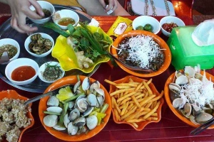 Quán Cô Yên - Ốc & Ăn Vặt Các Loại