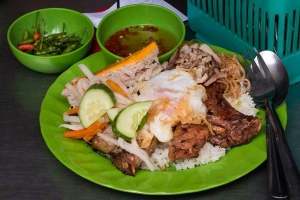 Quán Ăn Quán Cơm Bình Dân - Đường Số 7