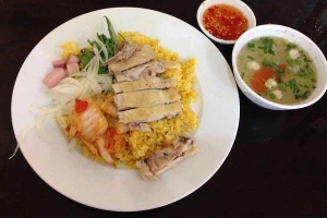 Quán Cơm Cơm Gà Tuy Hòa - Trường Sơn