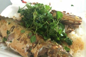 Quán Cơm Cơm Trưa 76