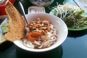 Quán Ăn Quán Đức - Bún Chả Cá Đà Nẵng