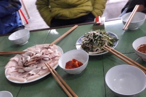 Quán Ăn Quán Hoàng Thành - Cơm & Nhậu Bình Dân