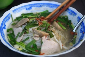 Quán Ăn Quán Hồng Na - Hủ Tiếu