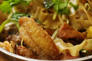 Quán Ăn Quán Hương - Bún, Miến & Bánh Đa Cá Rô