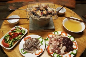 Quán Ăn Quán Lá - Bia Hơi & Ẩm Thực Việt