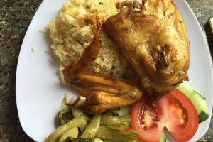 Quán Ăn Quán Lâm - Cơm Gà Xối Mỡ
