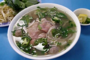 Quán Ăn Quán Ngân - Phở, Cơm & Bún Bò