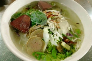 Quán Ăn Quán Ngọc - Bún Bò & Hủ Tiếu